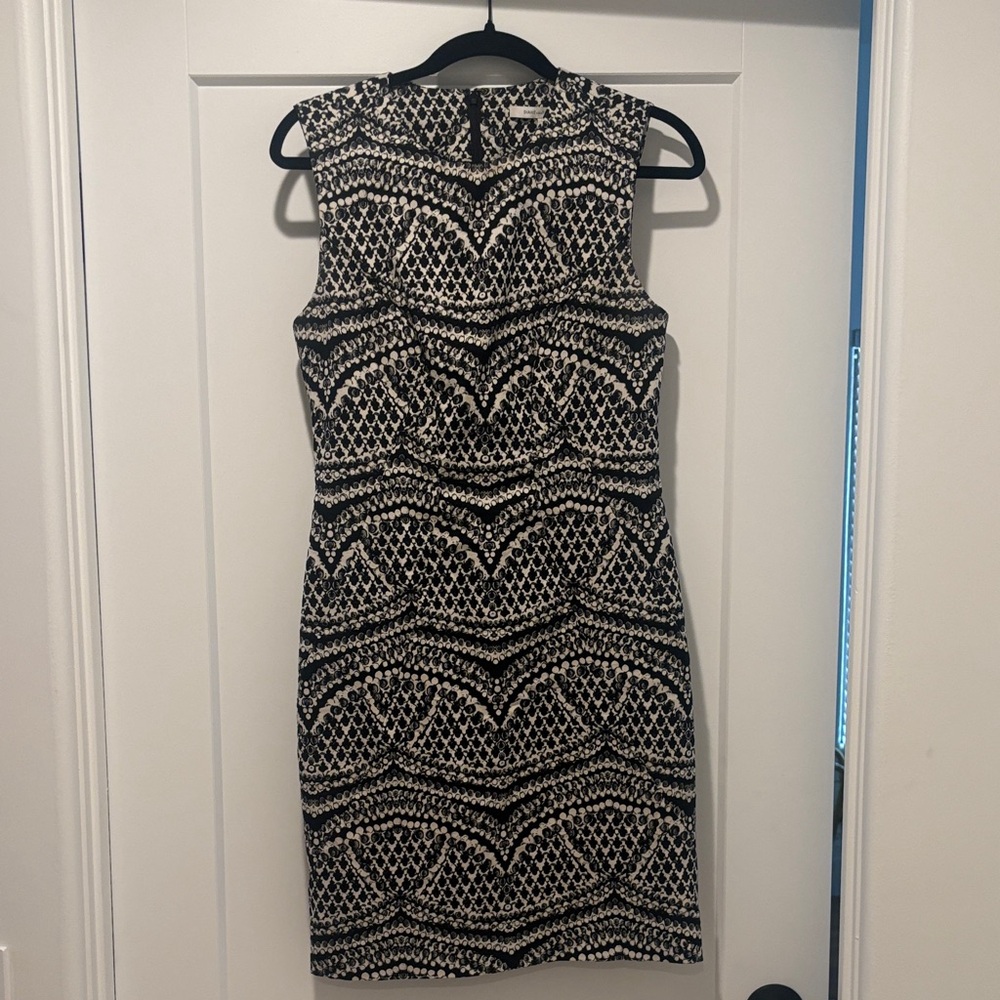Diane Von Furstenberg Black and Cream Mini Dress